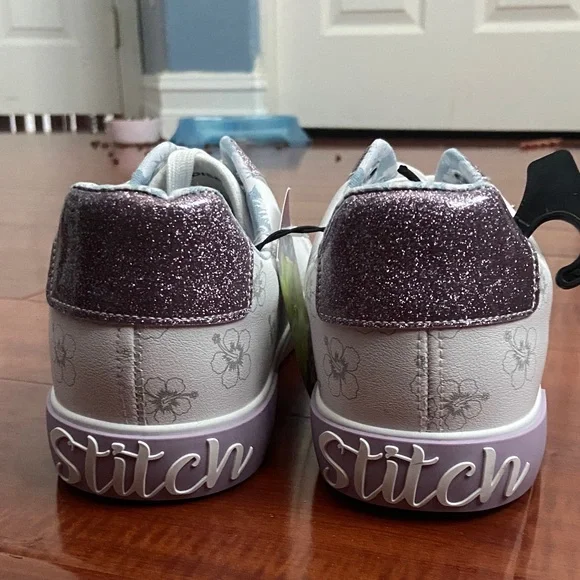 Stylish Kids Shoes with Purple Accents - Picture 3 of 5